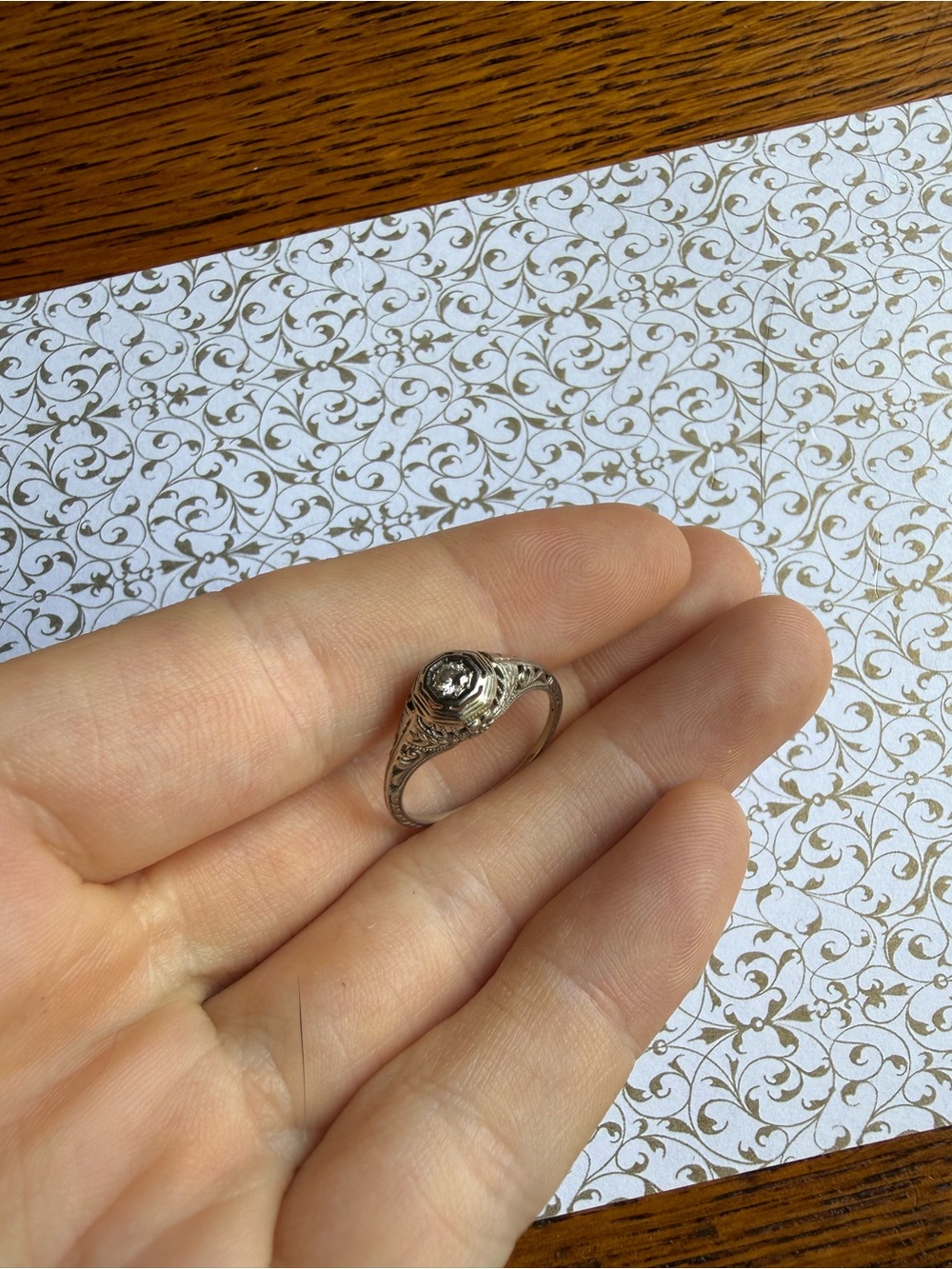 Real 18k White Gold 1920’s Ring